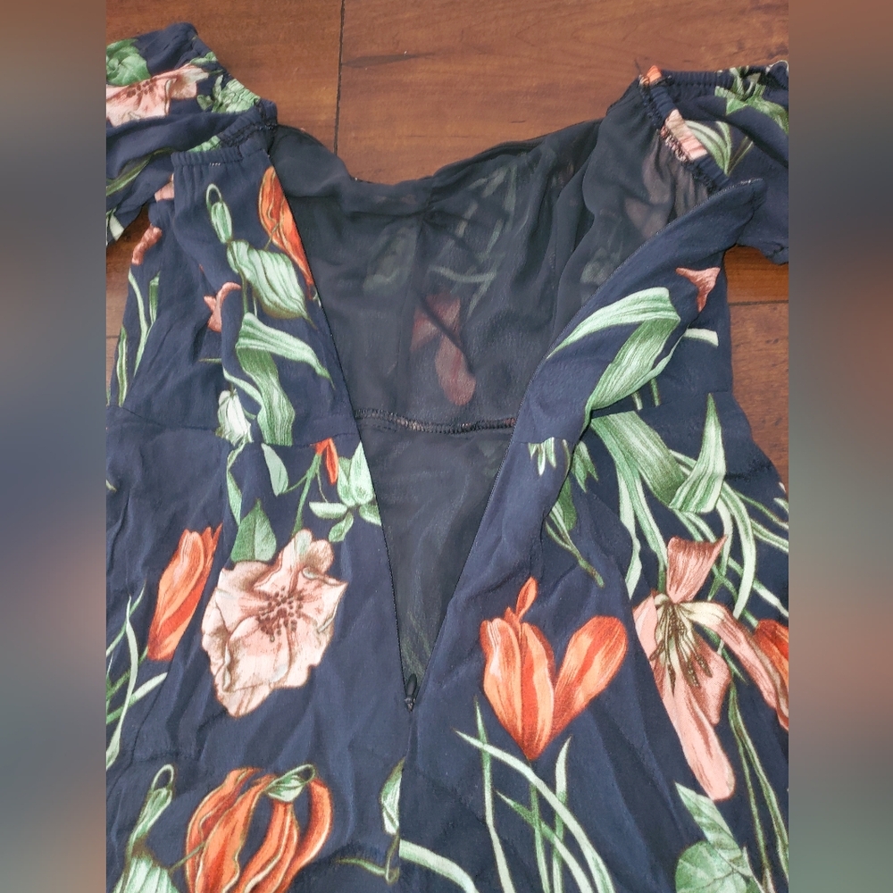 Astr The Label Floral Off-Shoulder Mini Dress Medium Navy Blue - Picture 6 of 10